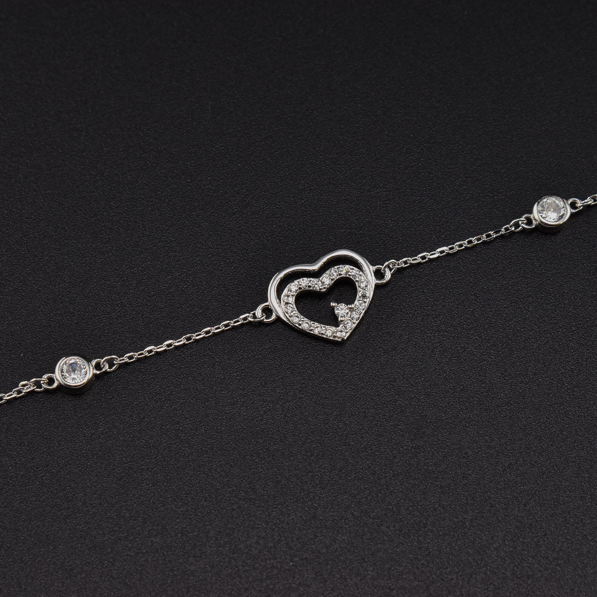 Bratara dama din argint ” Loved Heart”