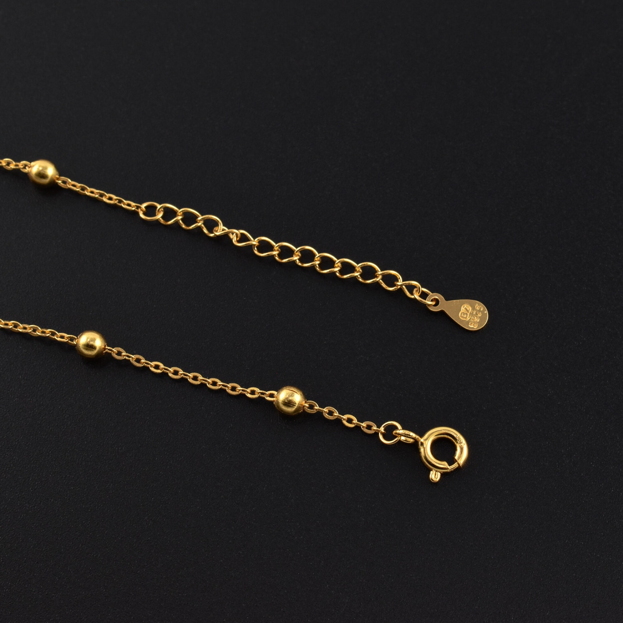 Bratara dama din argint  ”Good Luck” placata cu aur 18k
