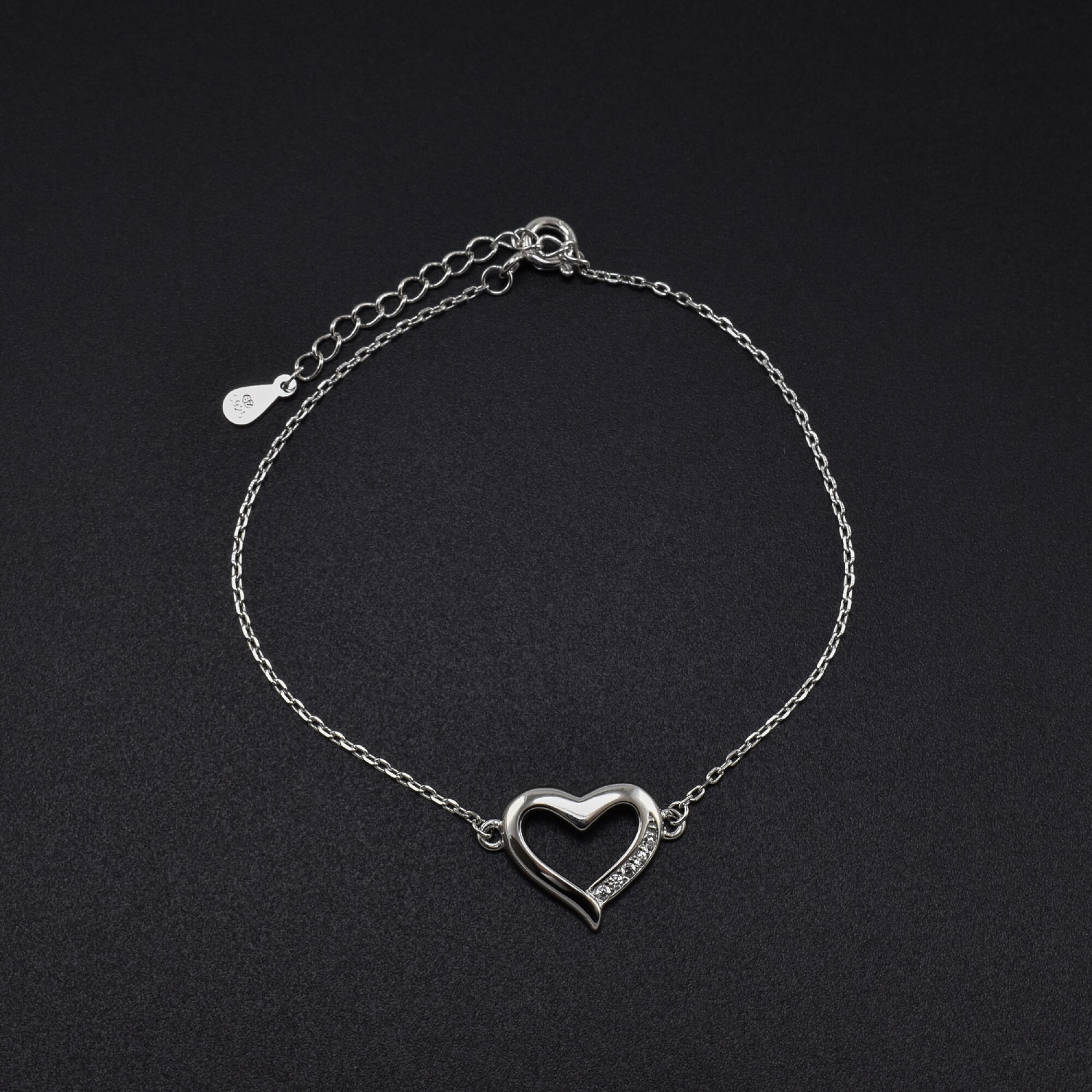 Bratara dama din argint  ”Simple Heart” cu cristale Swarovski