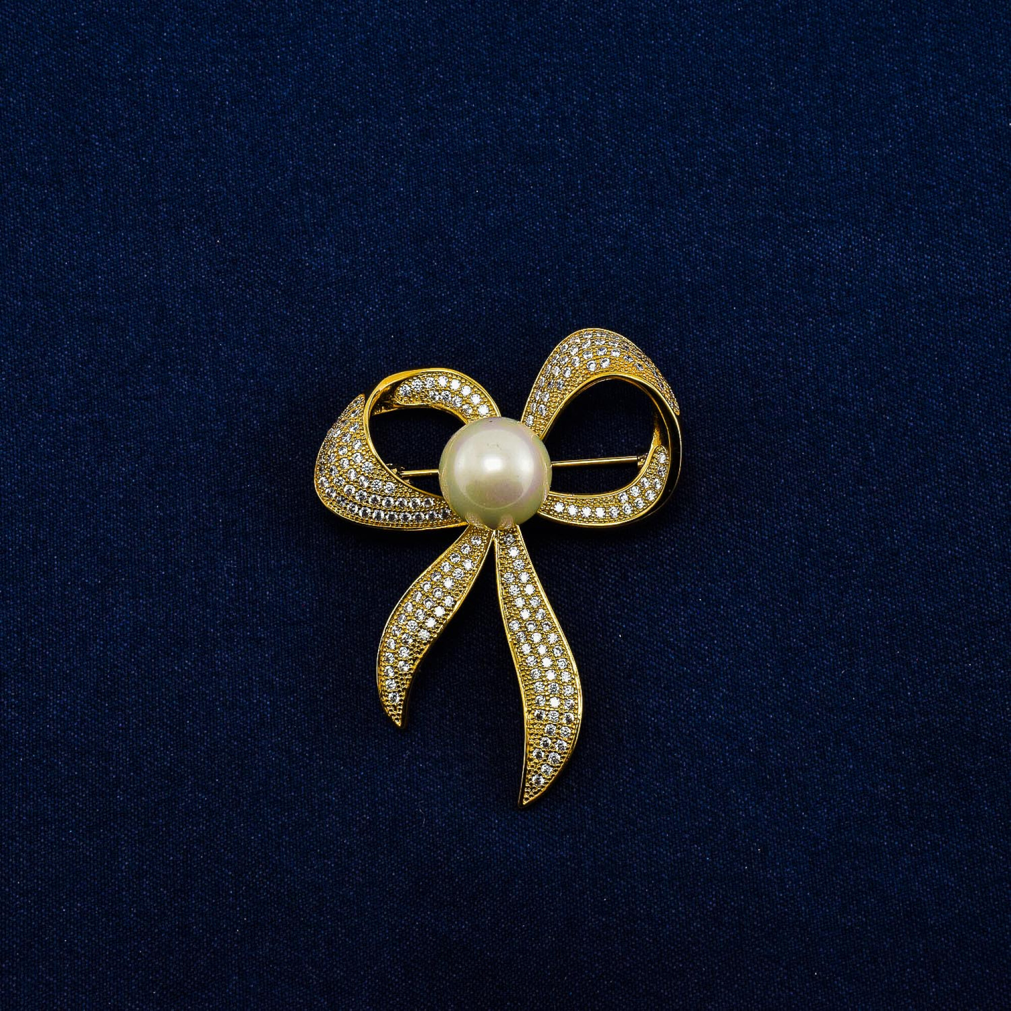 Brosa "Funda", placata cu aur 18K 