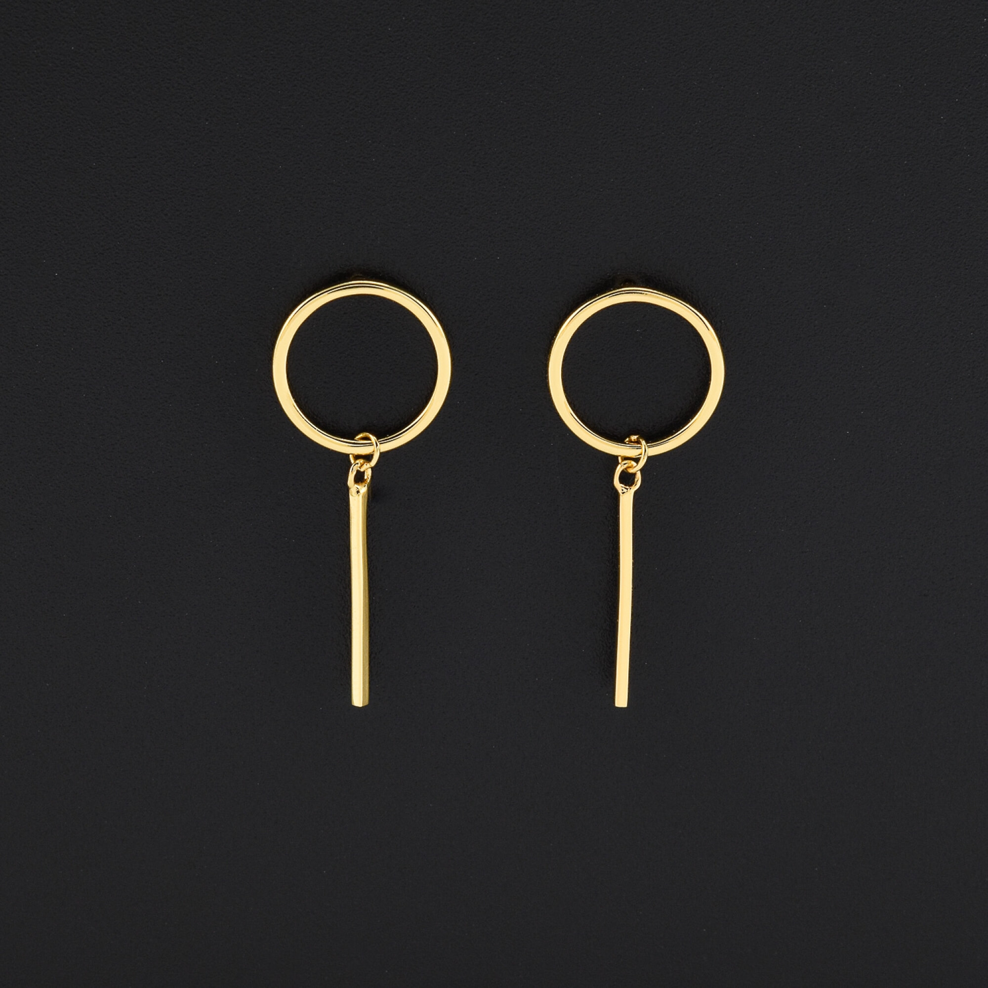 Cercei dama din argint placat cu aur 18K in forma de cerc cu accesoriu vertical