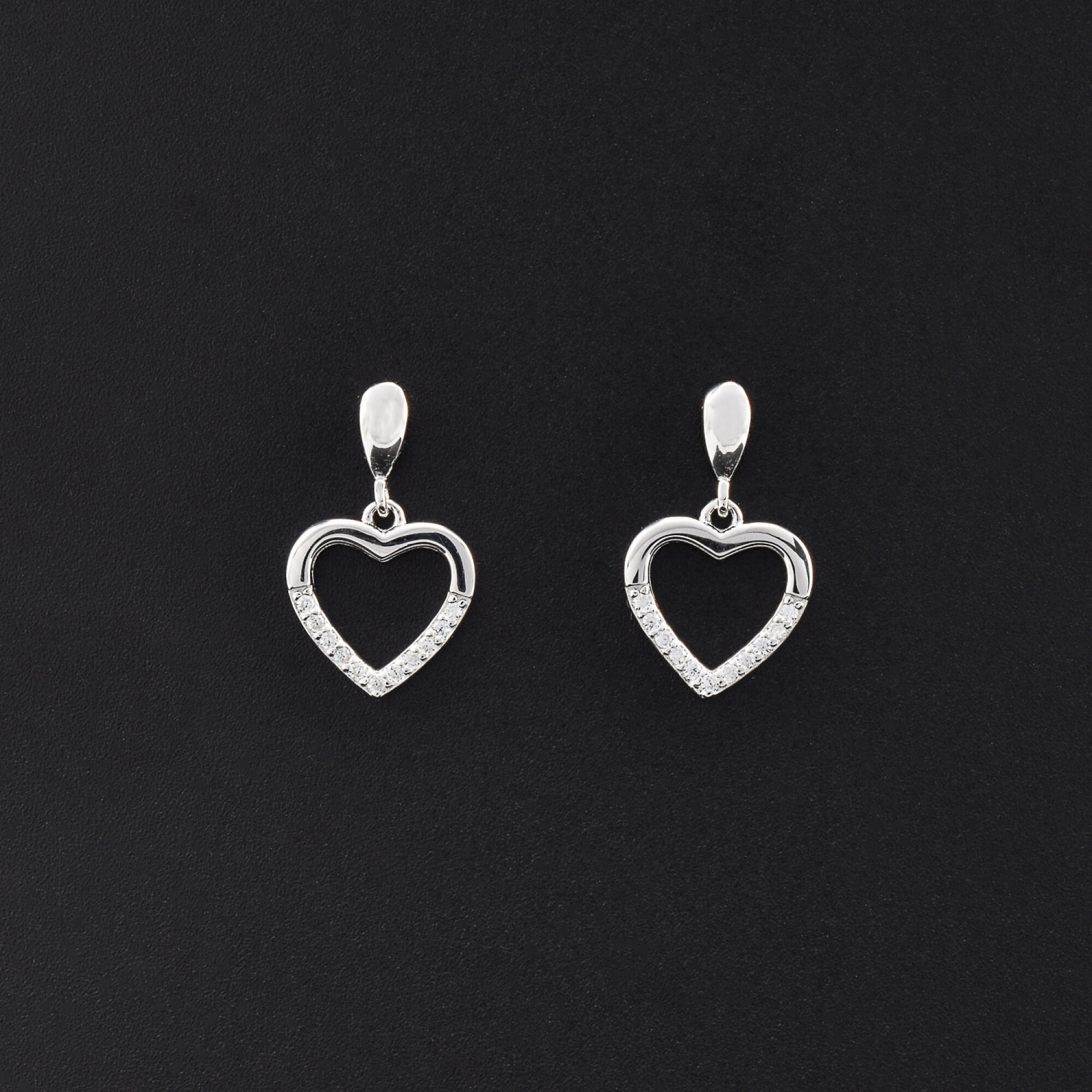 Cercei dama din argint in forma de inima cu cristale swarovski