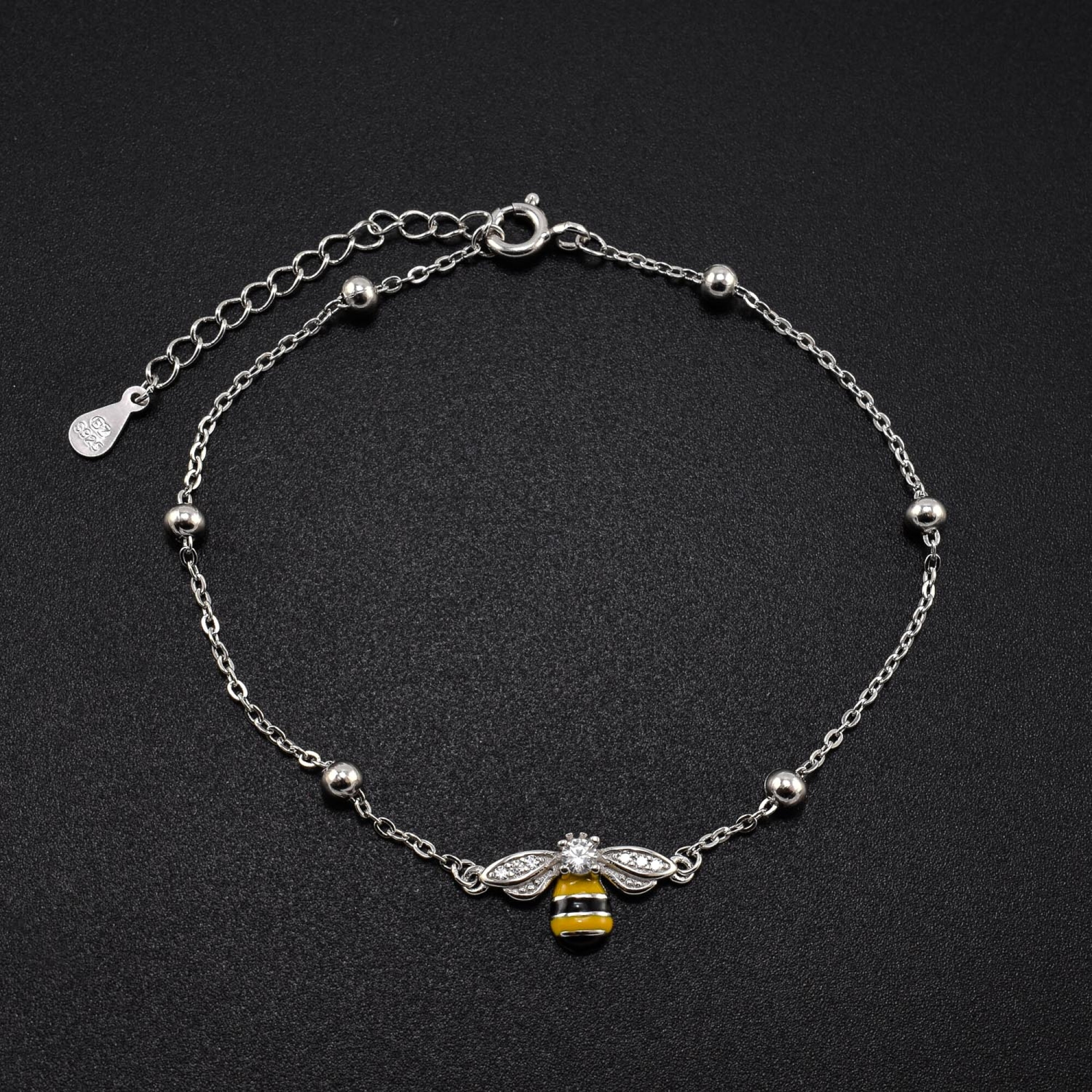 Bratara dama din argint cu accesoriu in forma de albina