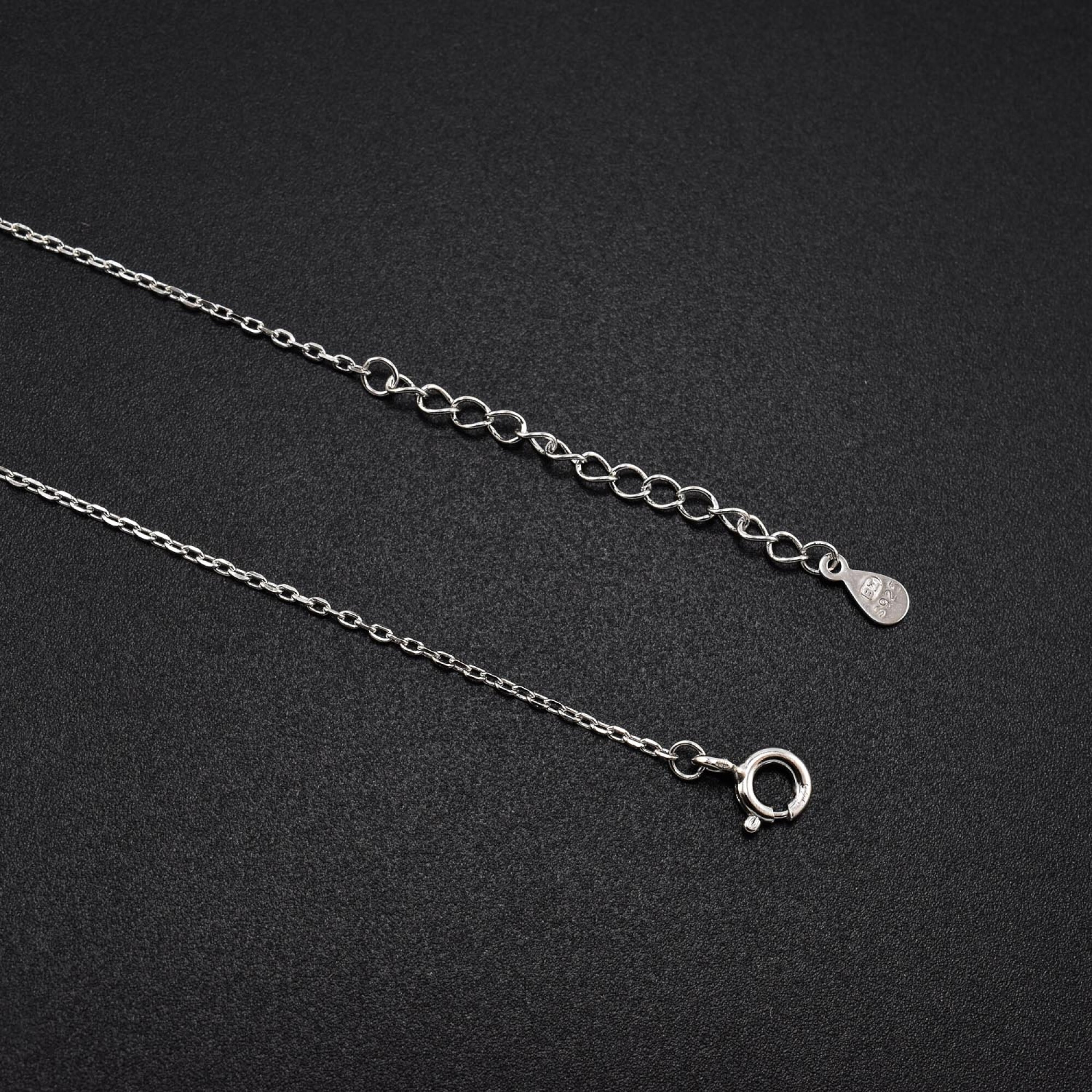 Bratara dama din argint cu accesoriu in forma de trifoi cu patru foi