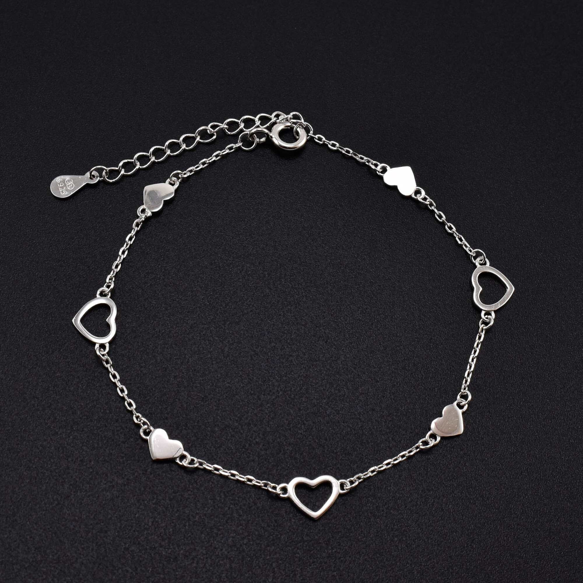 Bratara dama din argint cu accesorii in forma de inima BDAG-B-103
