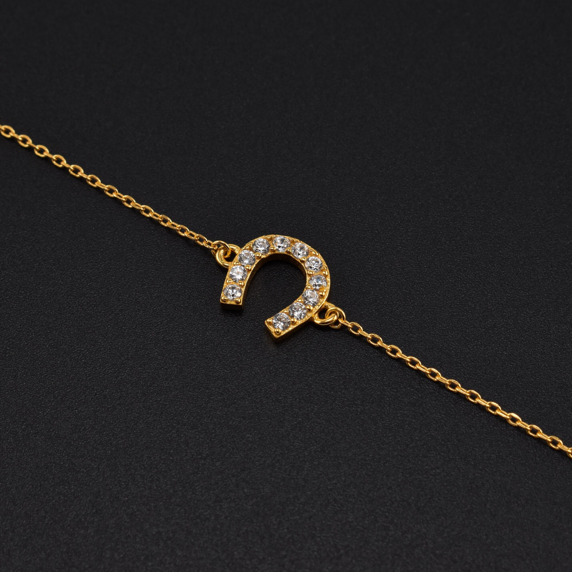 Bratara dama din argint placat cu aur 18K, accesoriu in forma de potcoava