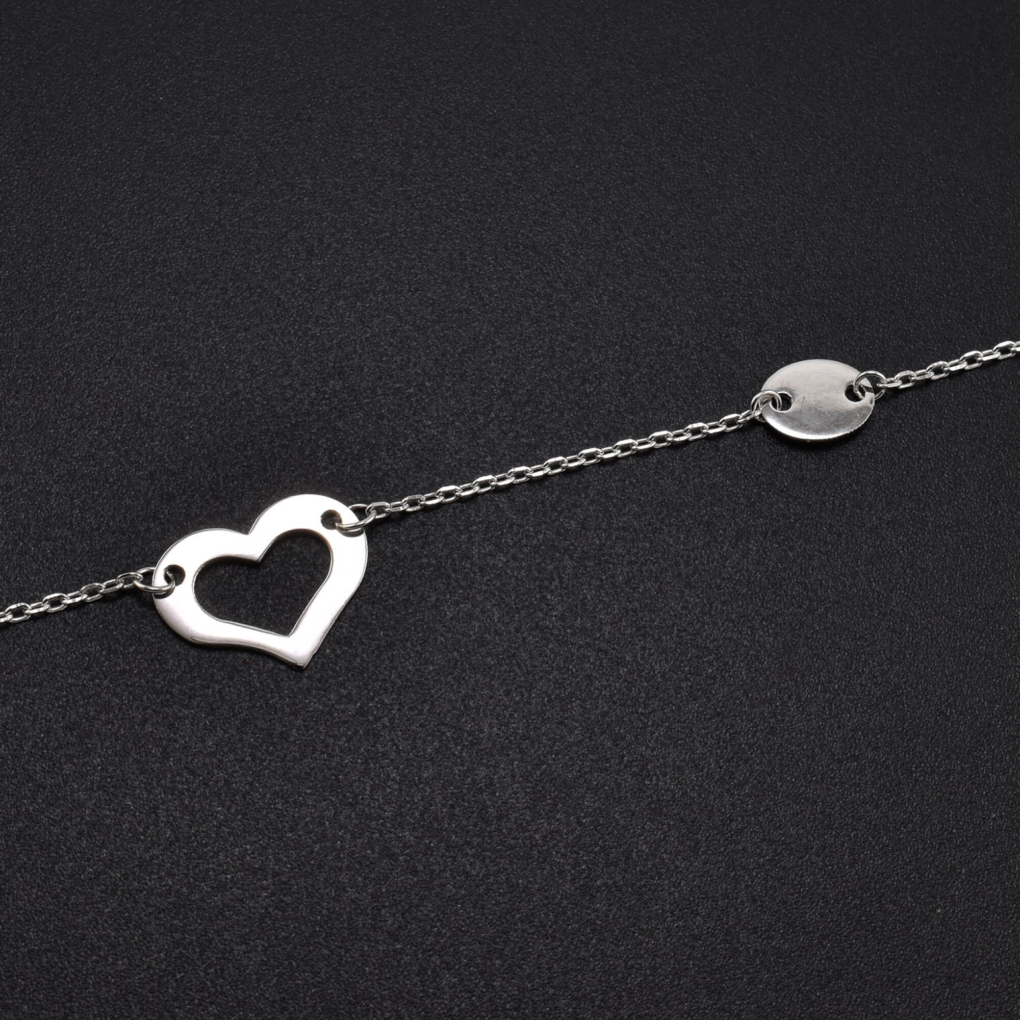 Bratara dama din argint cu accesoriu in forma de inima