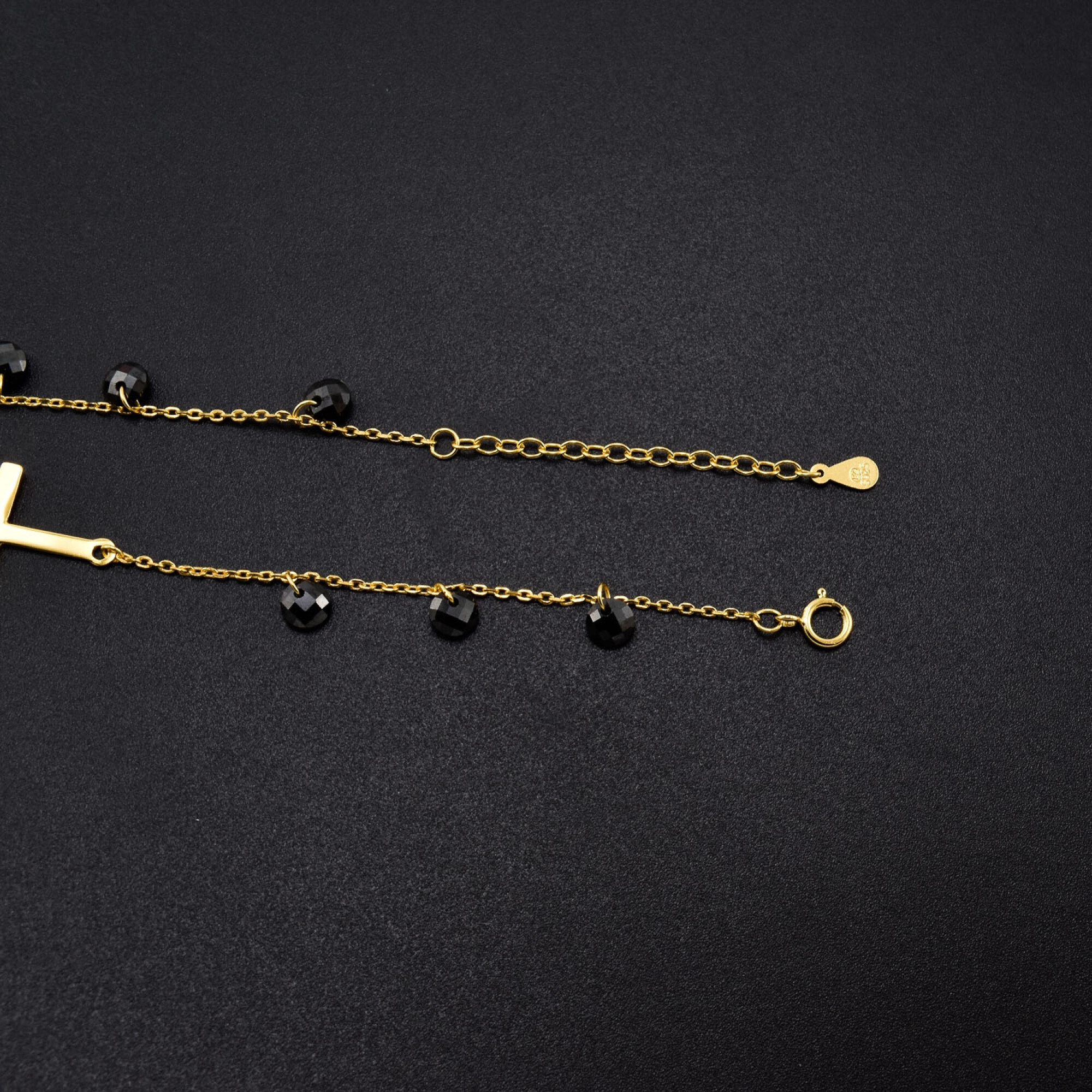 Bratara dama din argint placat cu aur 18K accesoriu in forma de cruce