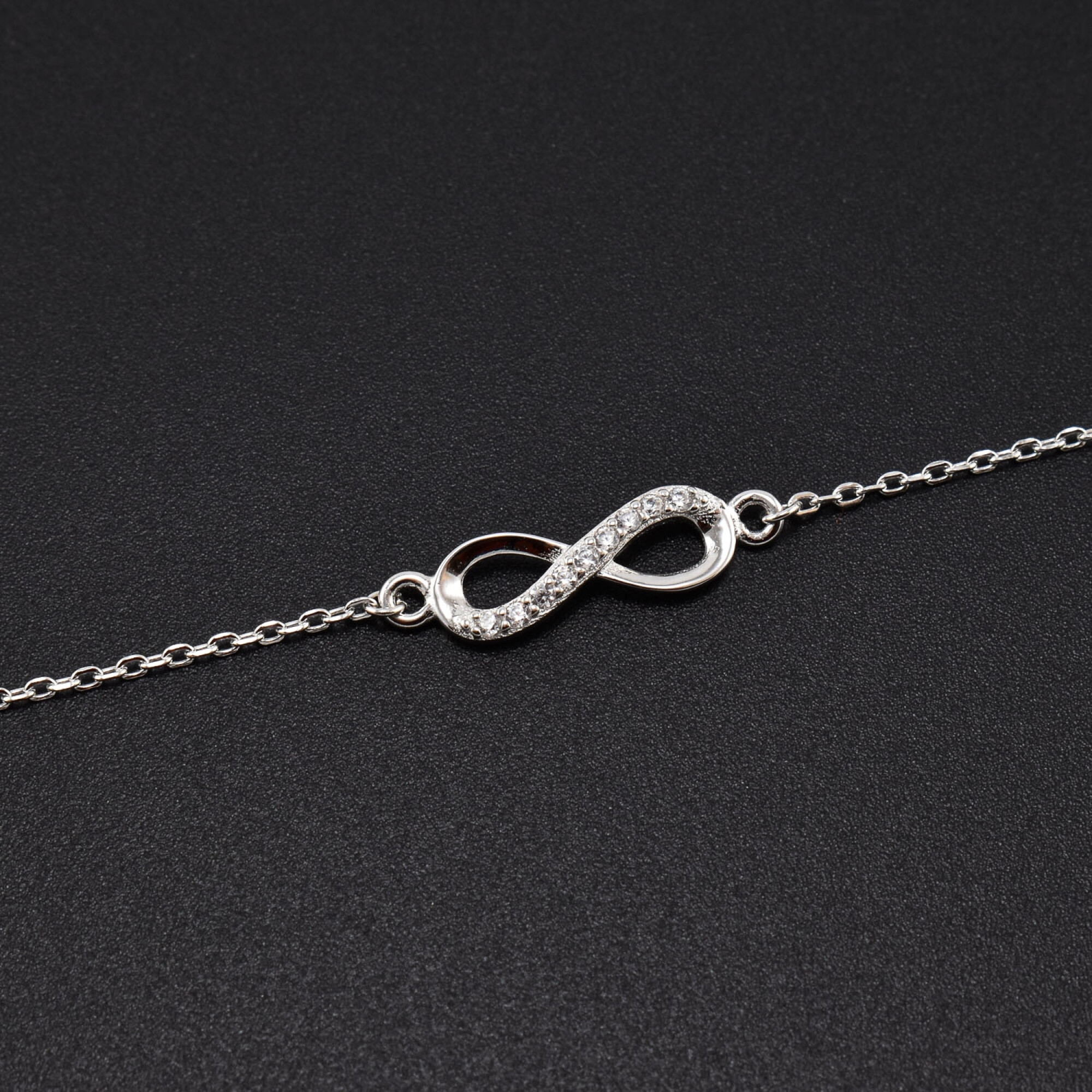 Bratara dama din argint cu accesoriu in forma de infinit BDAG-B-75