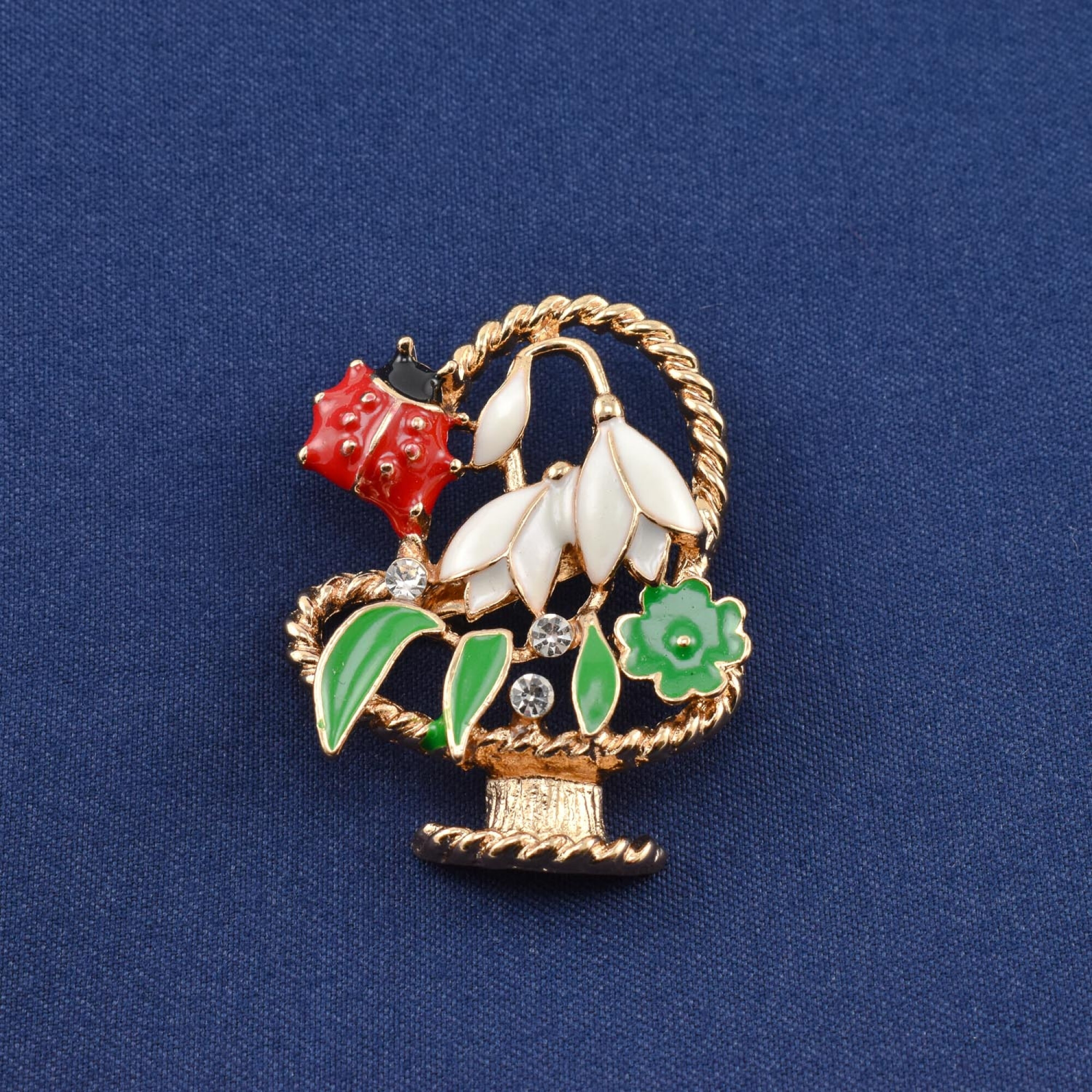 Martisor brosa "Cos cu ghiocei"