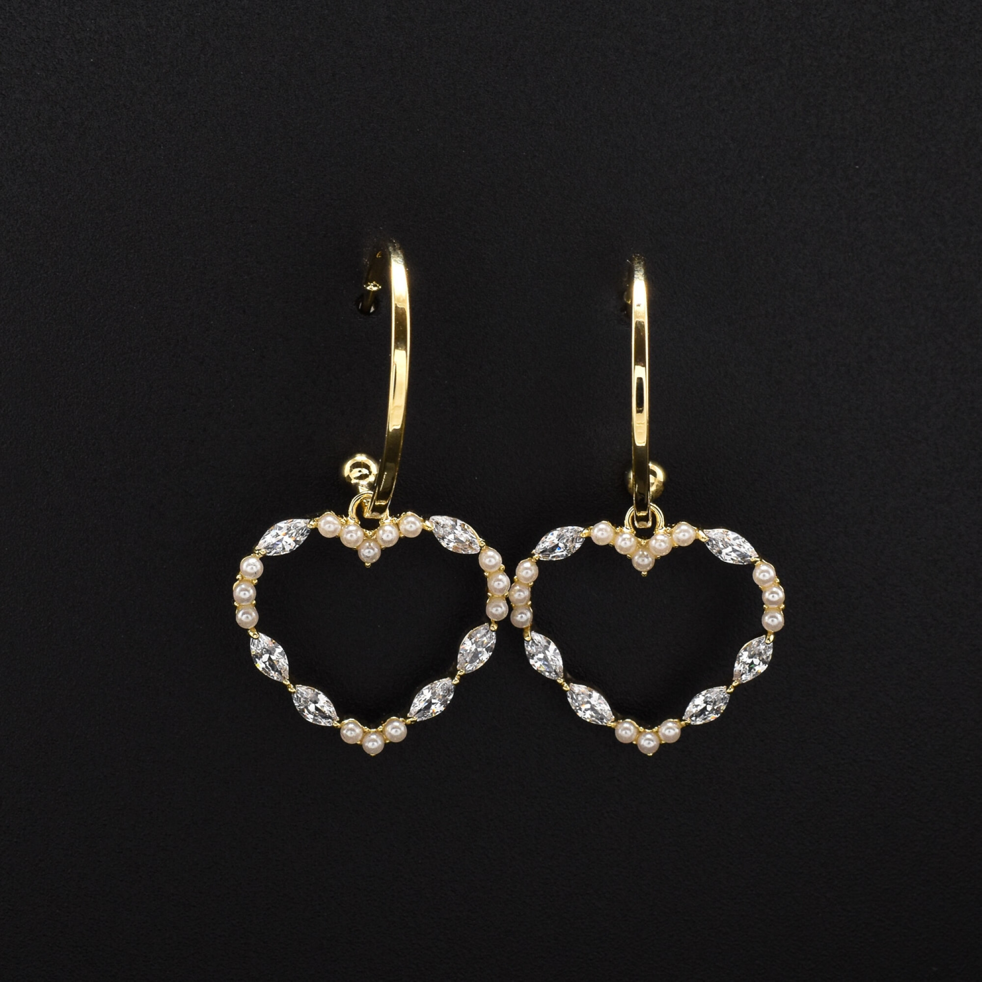 Cercei dama, ace din argint, placati cu aur 18K in forma de inima si cristale swarovski