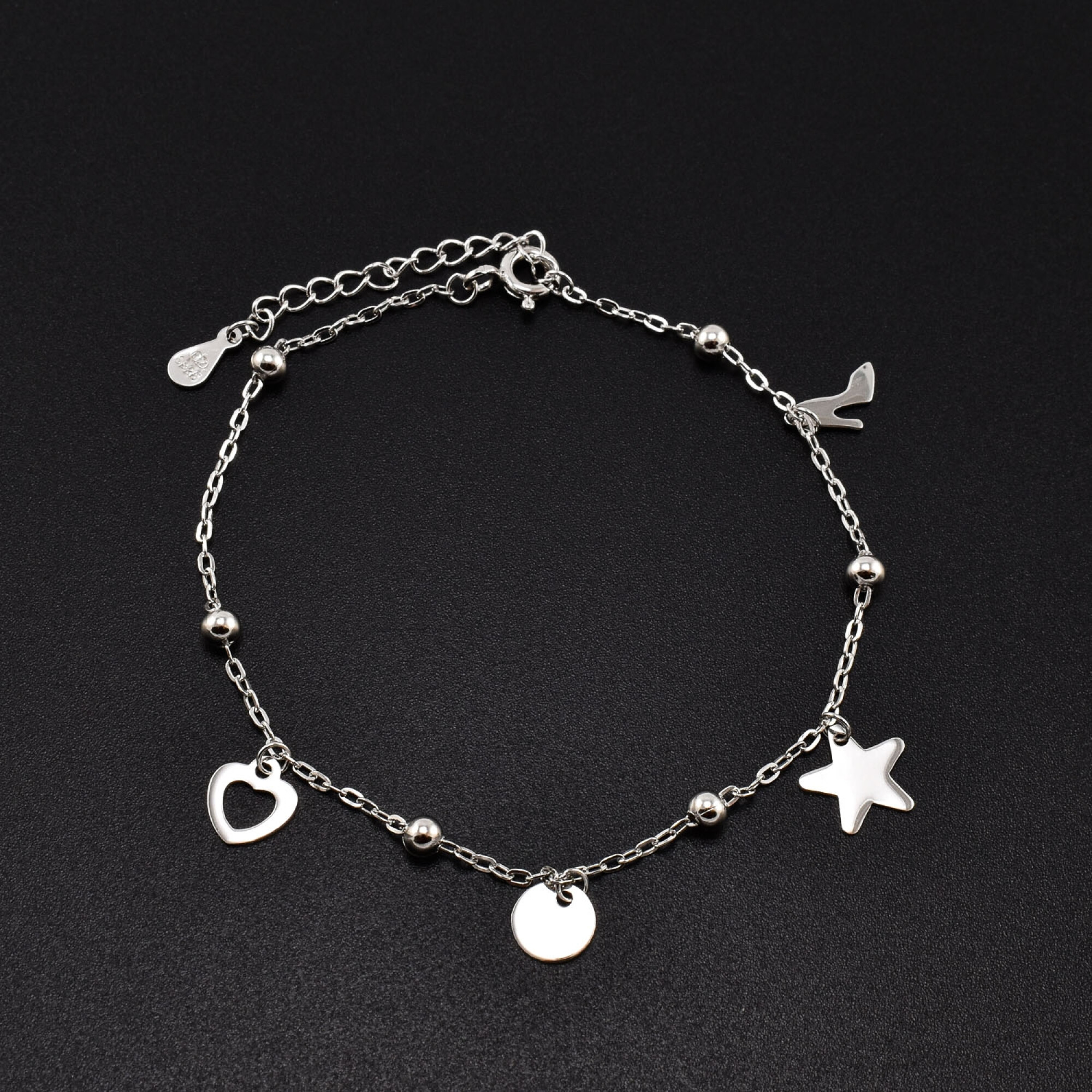 Bratara dama din argint cu accesorii in forma de inima, banut, stea