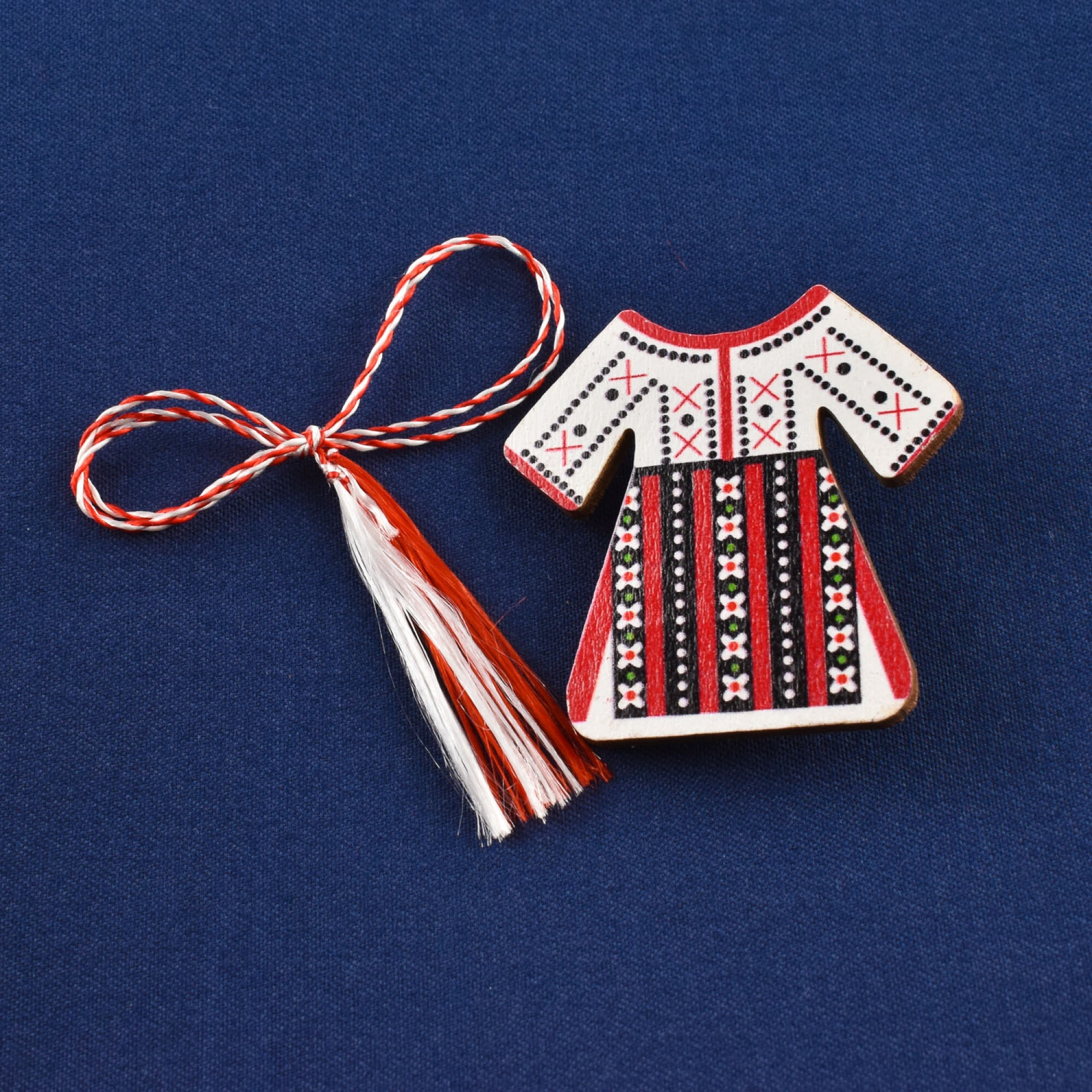 Martisor brosa "Rochita traditionala"