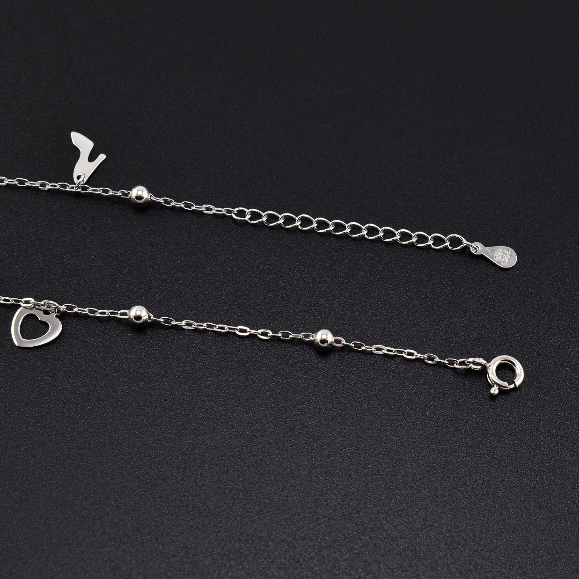 Bratara dama din argint cu accesorii in forma de inima, banut, stea