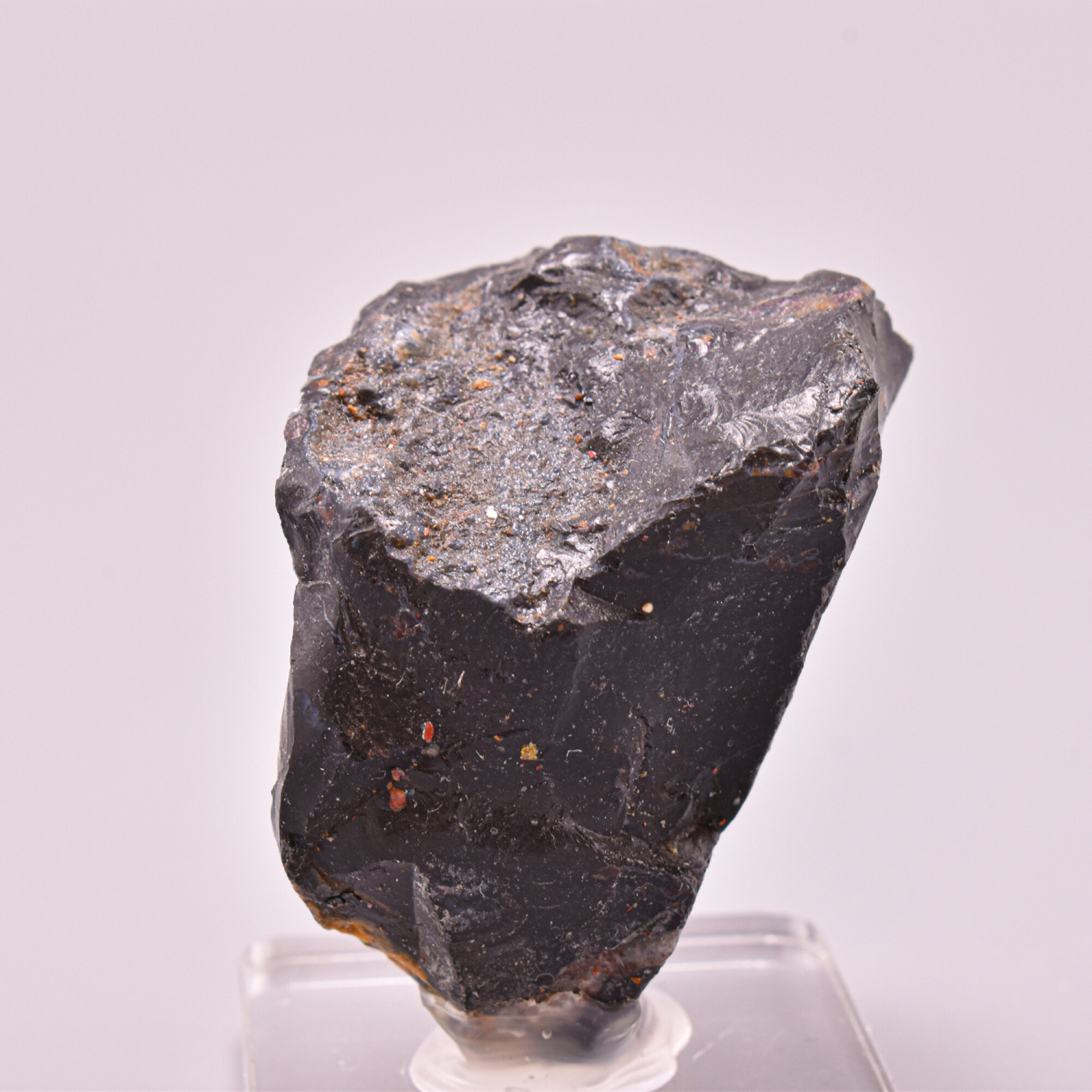 Piatra bruta pe suport, obsidian