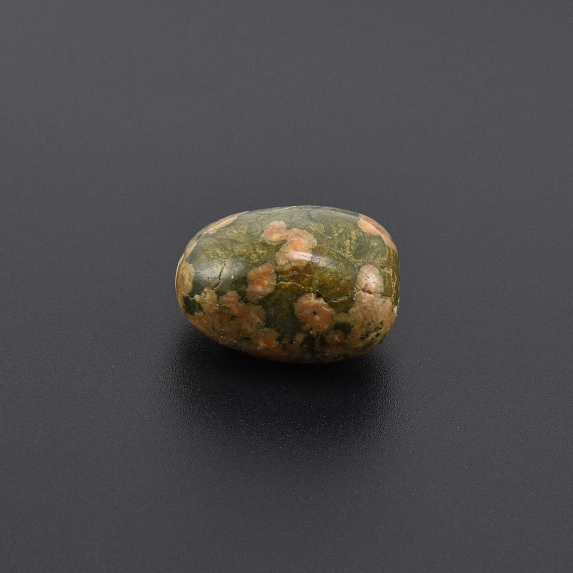 Piatra rulata Riolit