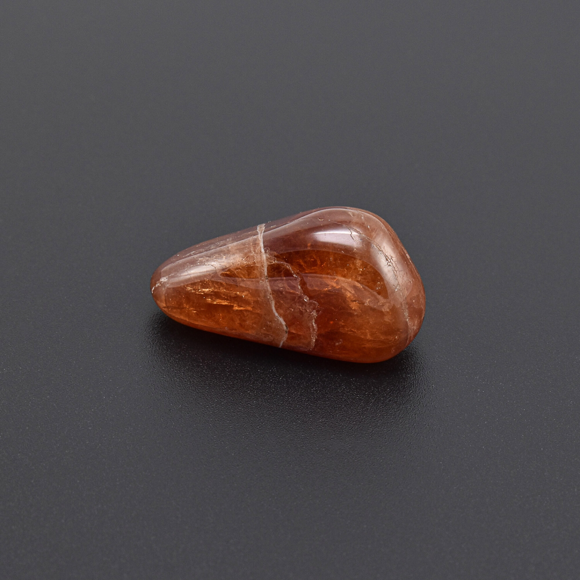 Piatra rulata Spesartin