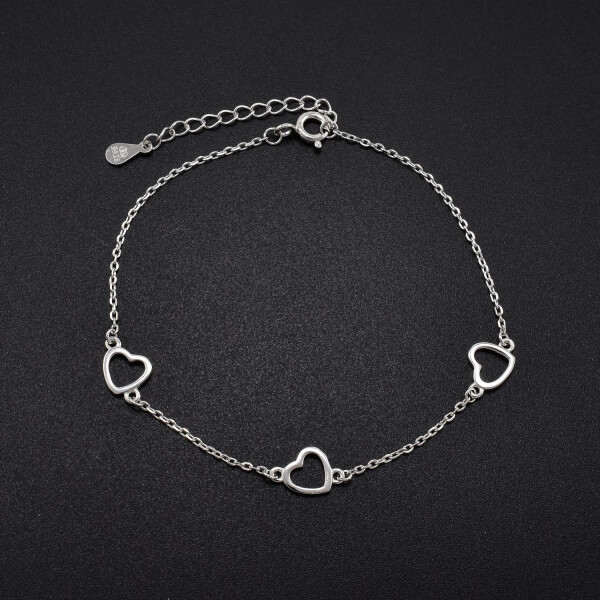 Bratara dama din argint cu accesorii in forma de inima