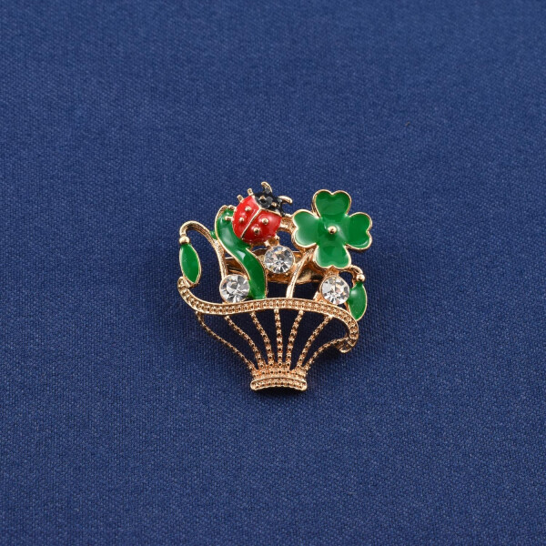 Martisor brosa "Cos cu buburuza si trifoi"
