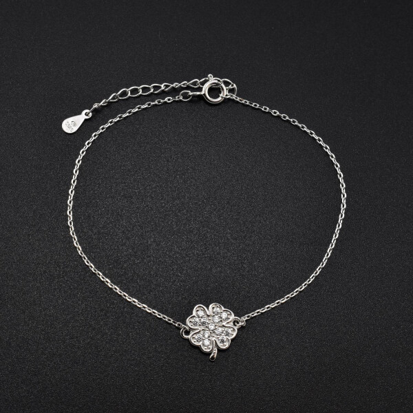 Bratara dama din argint cu accesoriu in forma de trifoi cu patru foi