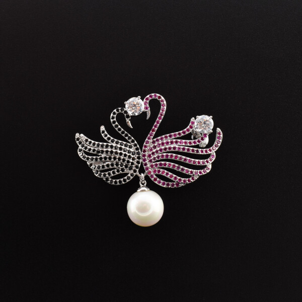 Brosa "Lebede" cu cristale swarovski si perla
