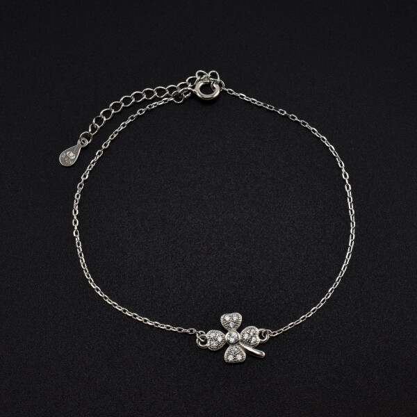 Bratara dama din argint cu accesoriu in forma de trifoi cu patru foi cu cristale swarovski