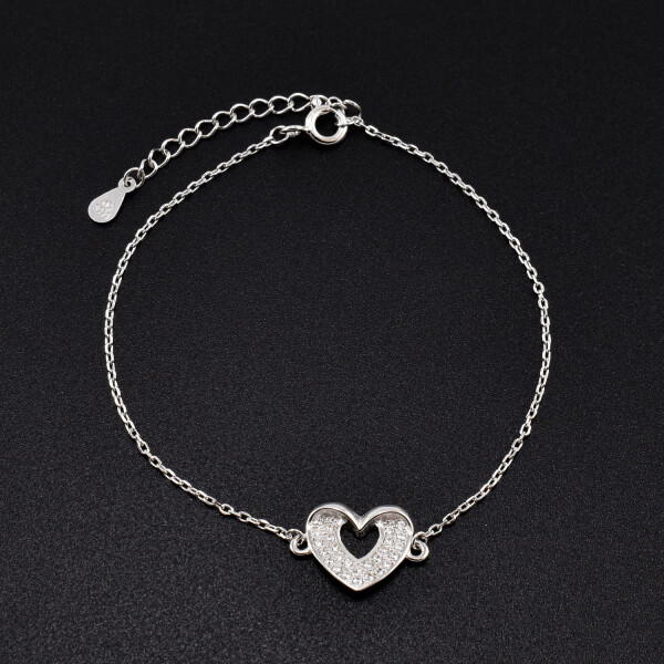 Bratara dama din argint cu accesoriu in forma de inima acoperita cu cristale swarovski
