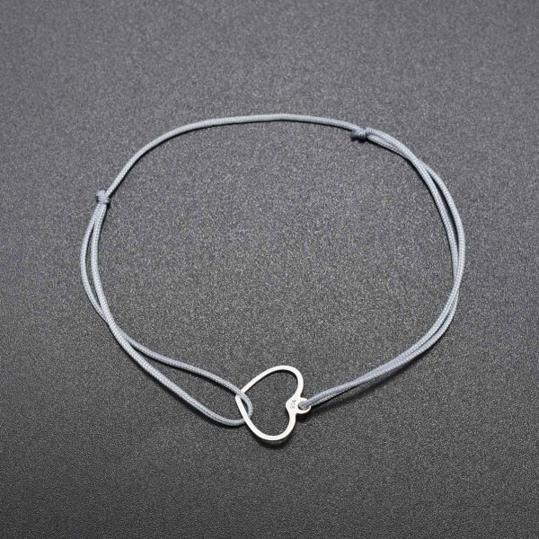 Bratara dama cu snur si accesoriu din argint in forma de inima