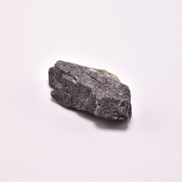 Piatra bruta turmalina neagra