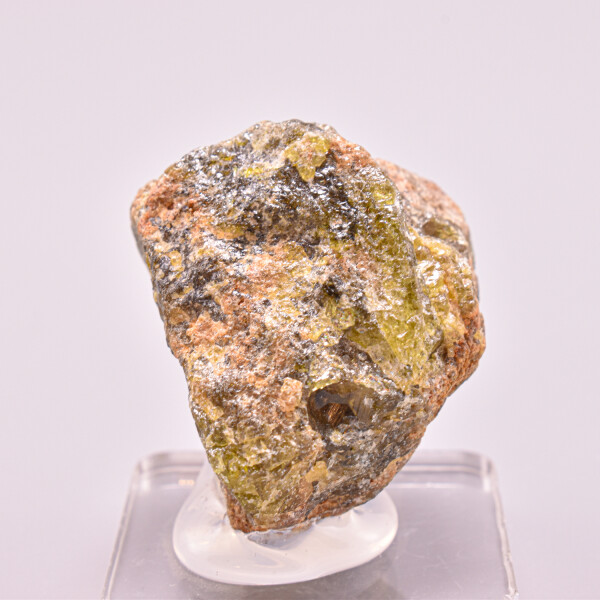 Piatra bruta de granat verde