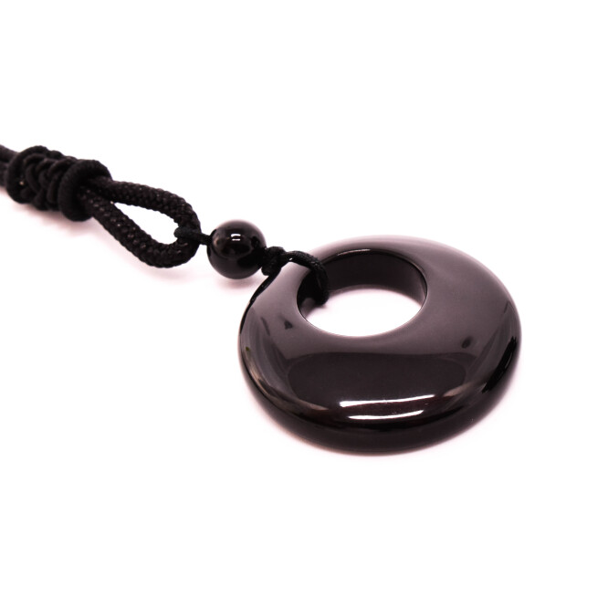 Pandantiv barbati din onix negru cu snur ajustabil