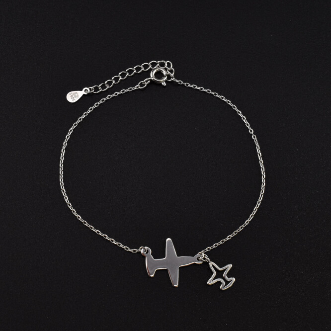 Bratara dama din argint cu accesoriu in forma de avion 