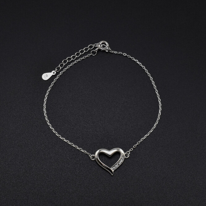 Bratara dama din argint  ”Simple Heart” cu cristale Swarovski