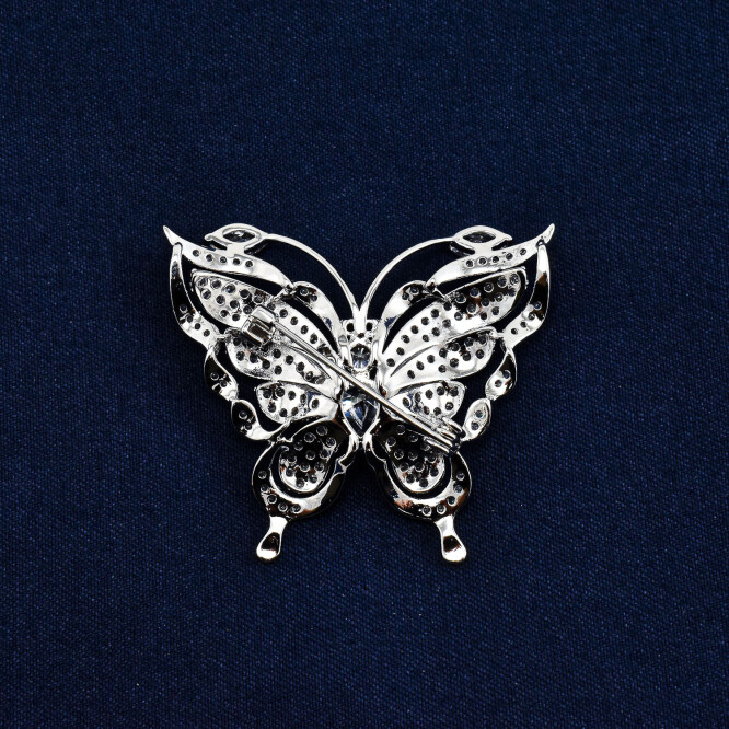Brosa in forma de fluture cu cristale swarovski, placata cu aur 18k BRS-34