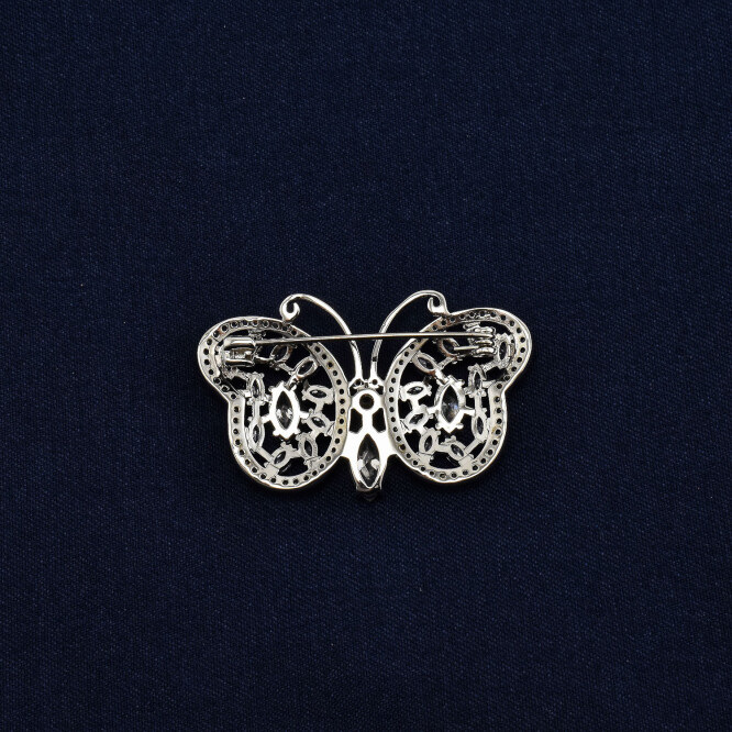 Brosa in forma de fluture cu cristale swarovski, placata cu aur alb 18k BRS-37