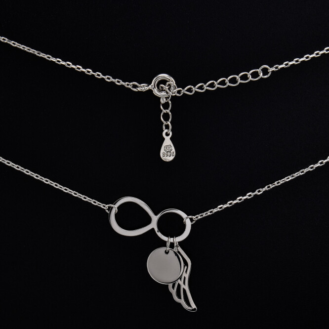 Lantisor dama din argint cu accesorii in forma de aripa, infinit, banut