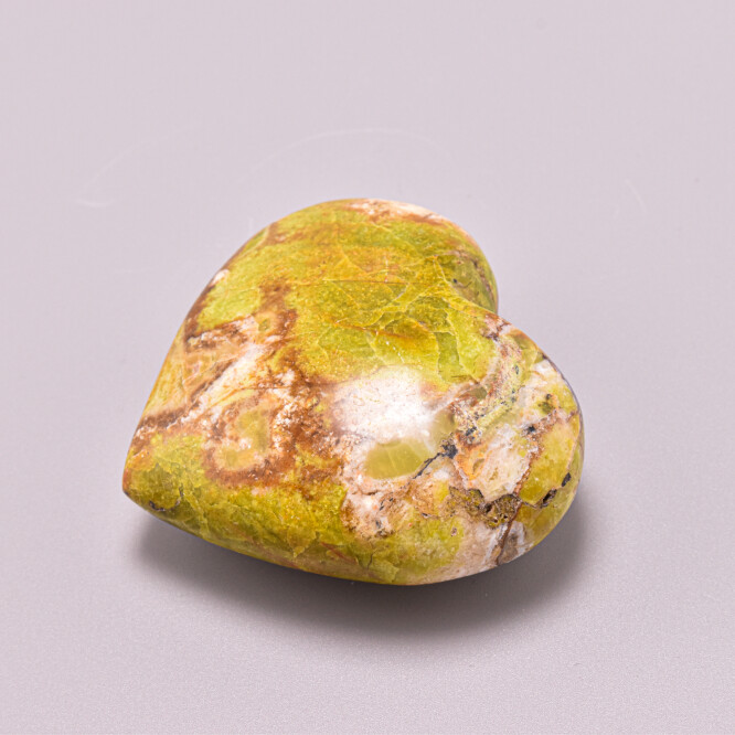 Inima din opal verde
