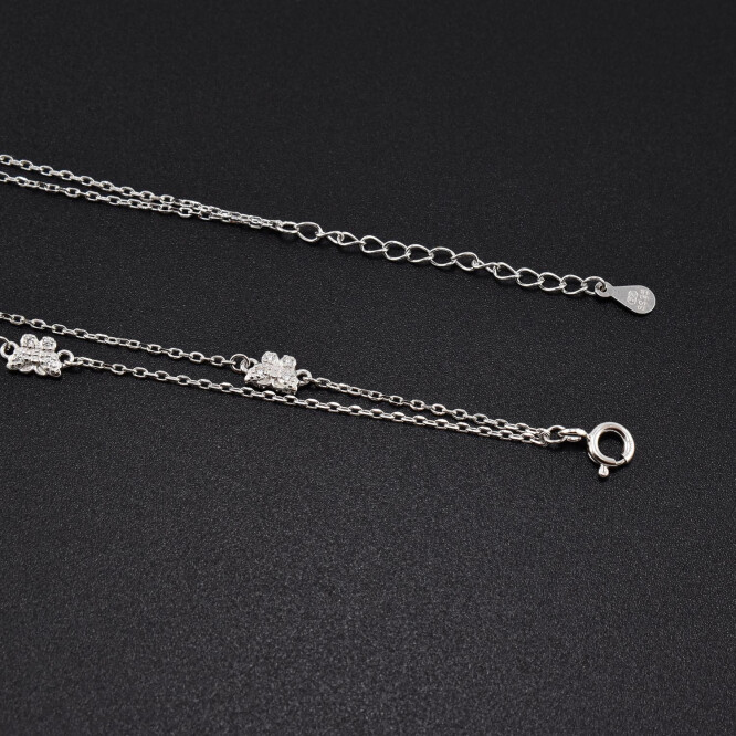 Bratara dama din argint cu accesorii in forma de fluturi