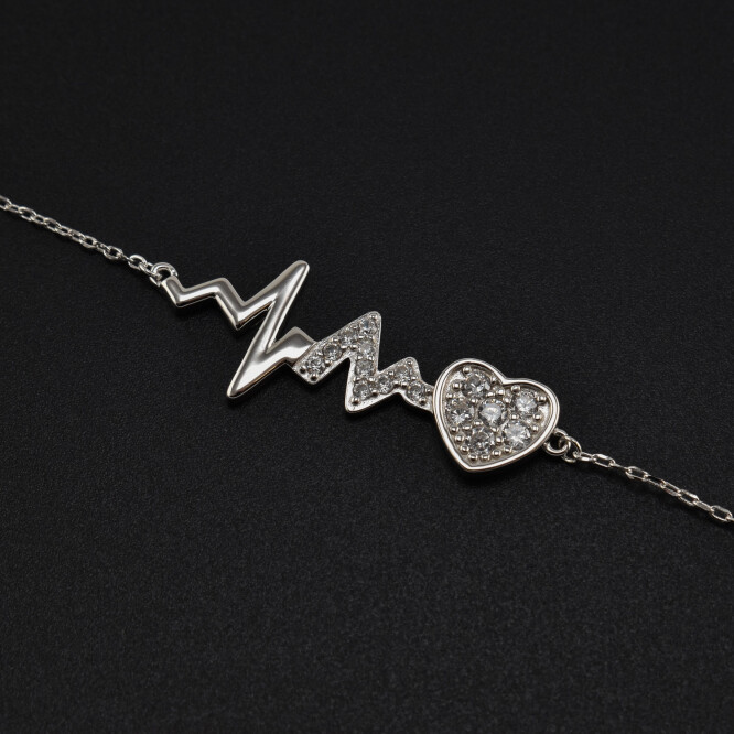 Bratara dama din argint cu accesoriu ritmul inimii