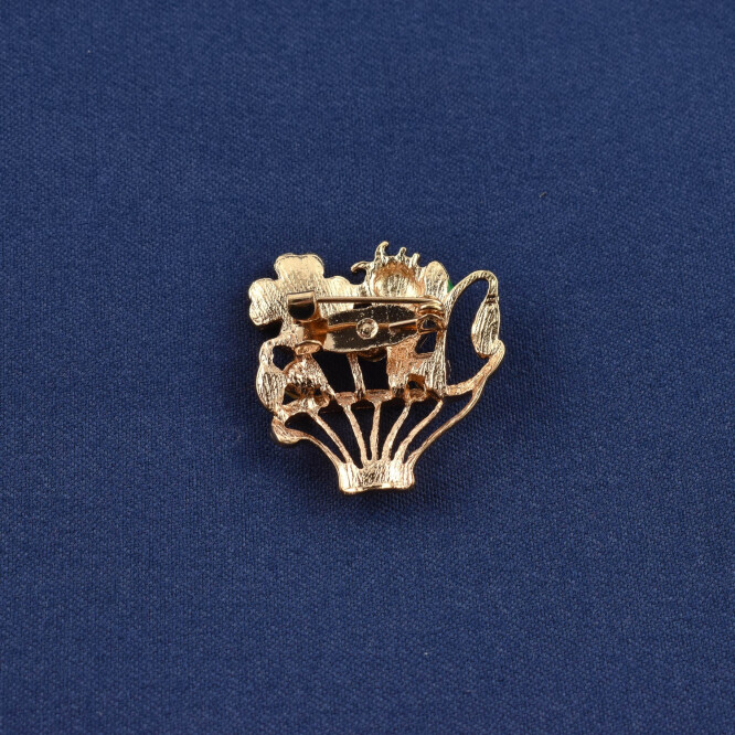 Martisor brosa "Cos cu buburuza si trifoi"