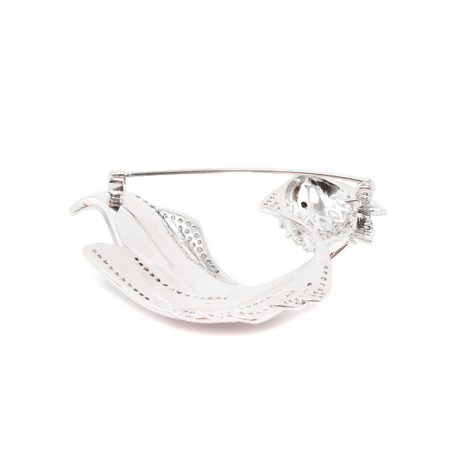 Brosa in forma de peste cu cristale swarovski placata cu aur alb 18k
