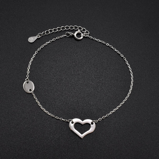 Bratara dama din argint cu accesoriu in forma de inima
