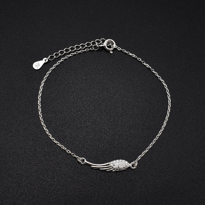 Bratara dama din argint cu accesoriu in forma de pana acoperit cu cristale swarovski