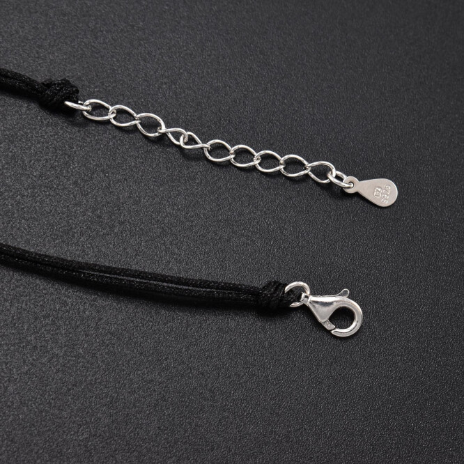 Bratara dama cu snur negru si accesoriu din argint in forma de cercuri