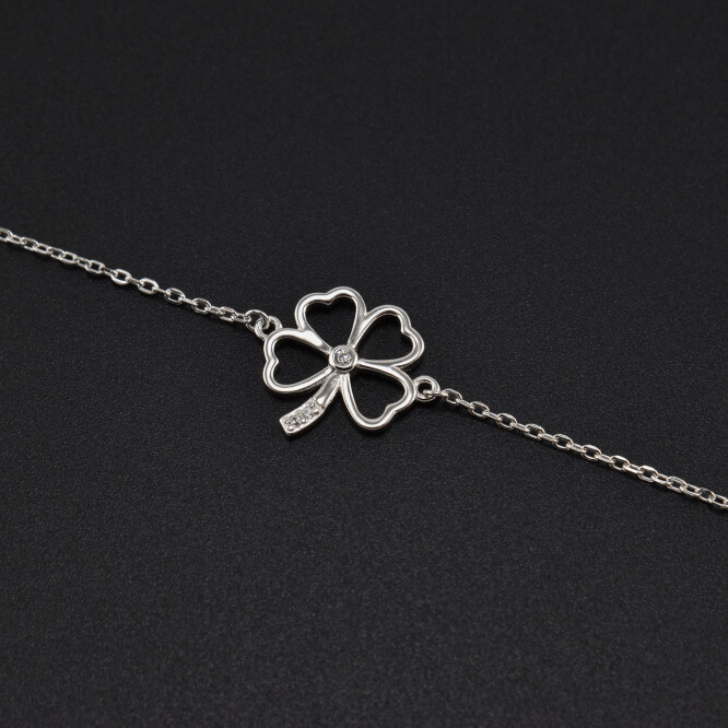 Bratara dama din argint cu accesoriu in forma de trifoi cu patru foi BDAG-B-184