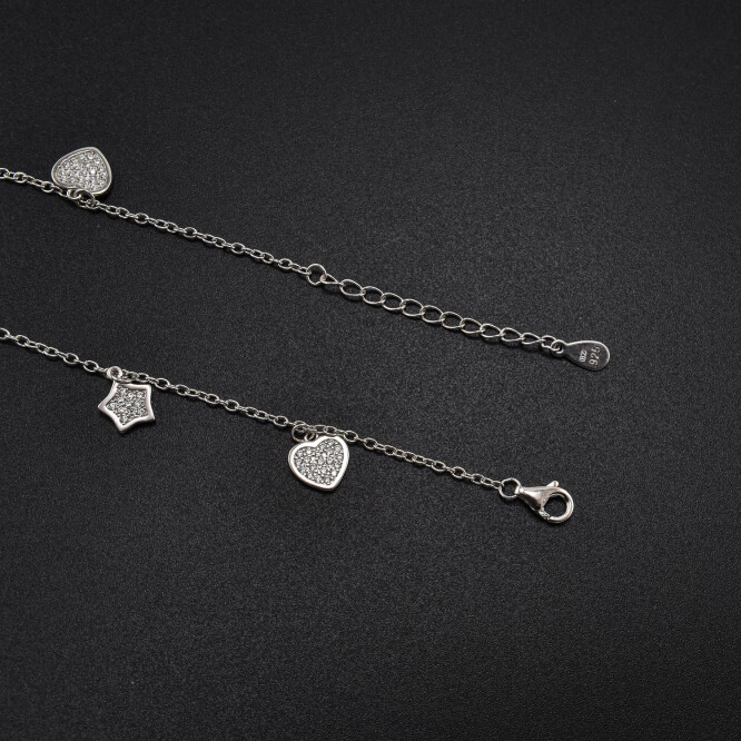 Bratara dama din argint cu accesorii in forma de stea si inima acoperite cu cristale swarovski