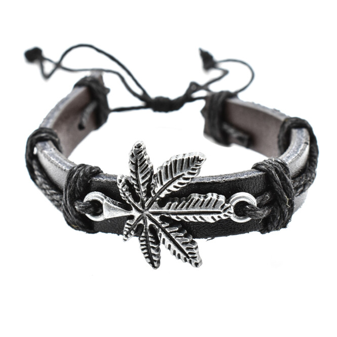 Bratara barbati din piele multistrat cu accesoriu in forma de frunza marijuana