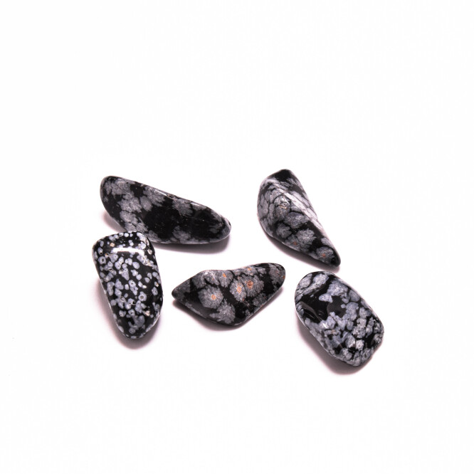 Piatra rulata obsidian fulg de nea
