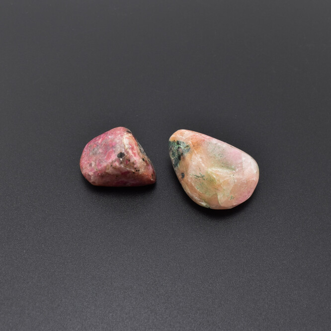 Piatra rulata cobalt opal
