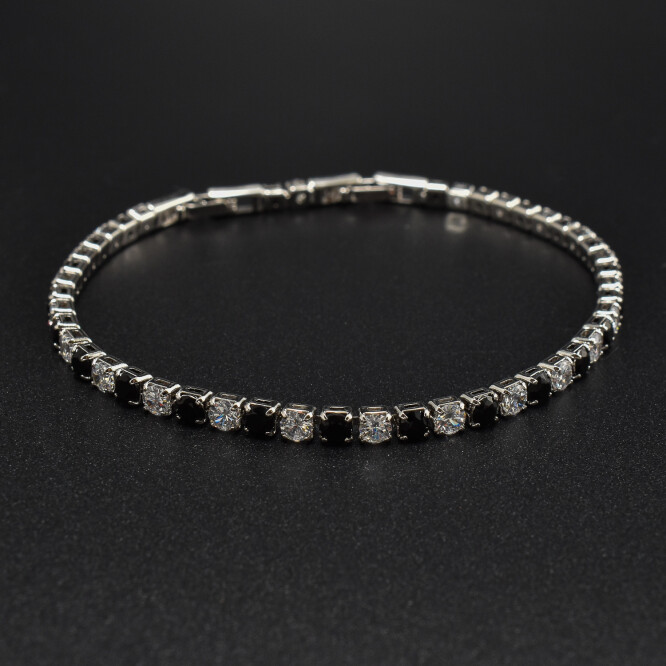 Bratara Tennis cu cristale swarovski placata cu aur alb 18K 
